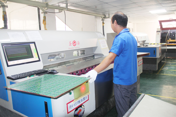 線(xiàn)路板V割注意事項(xiàng),PCB板V割注意事項(xiàng)